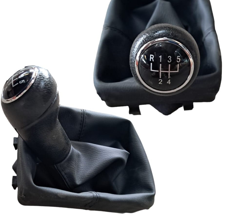 POLO VIVO GEAR KNOB WITH BOOT